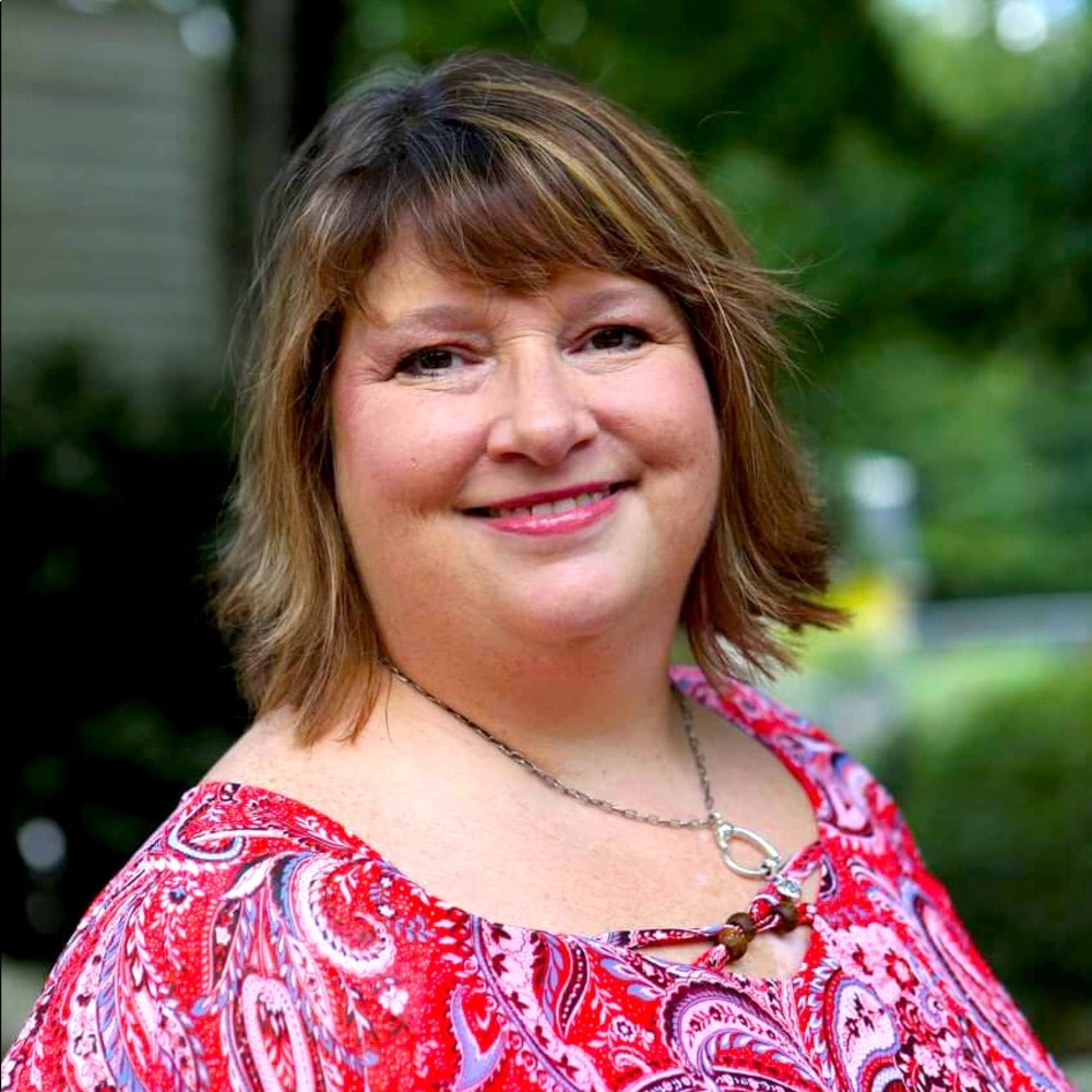 Meet your Posher, Leslie